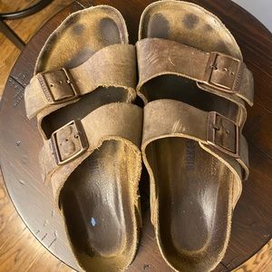 Birkenstock Arizona Oiled Leather in Tobacco Brown EU 40